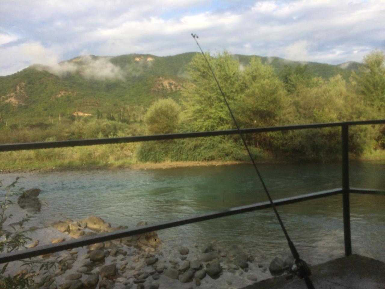 Aragvi valley Villa Tsitelsopeli Kültér fotó